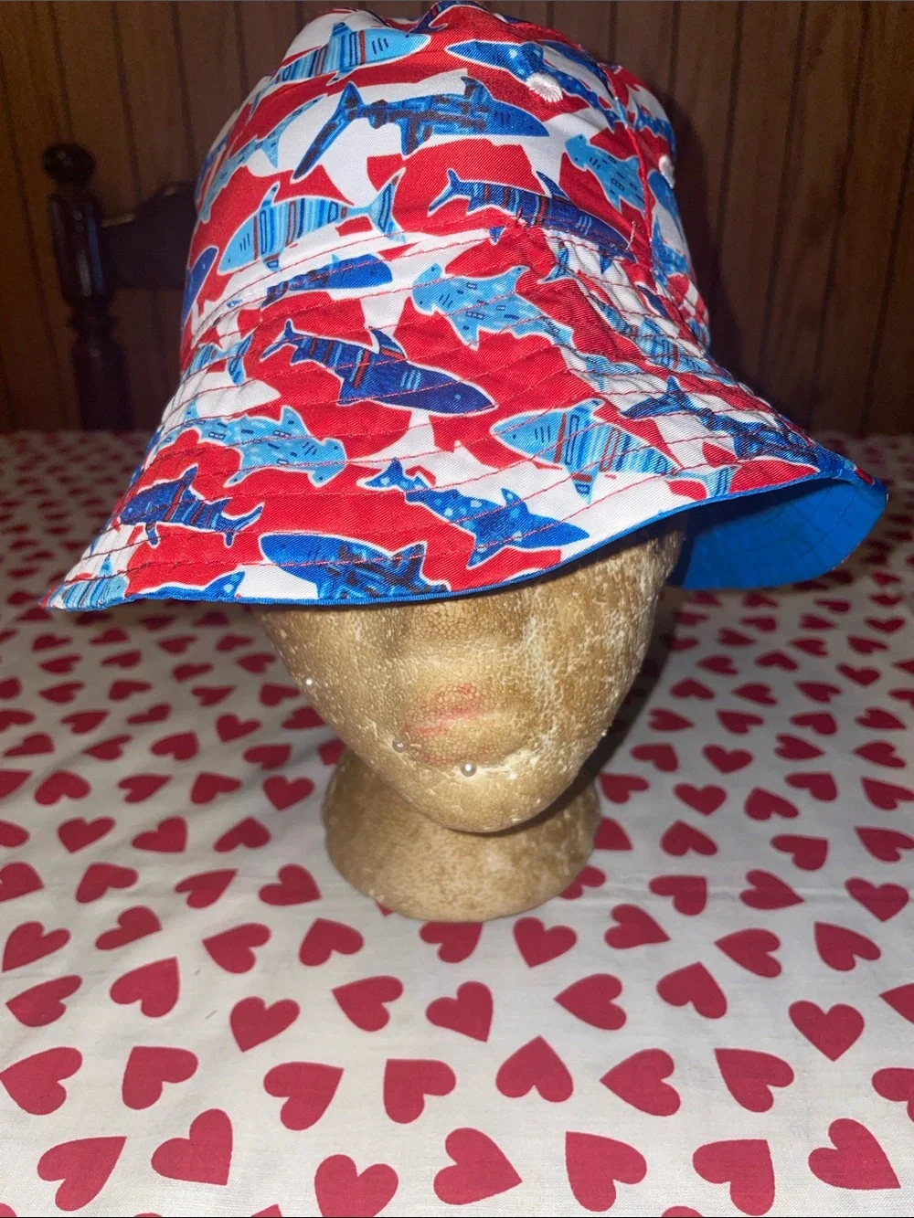 Super cute red, white & blue UV skinz sun bucket hat (youth)